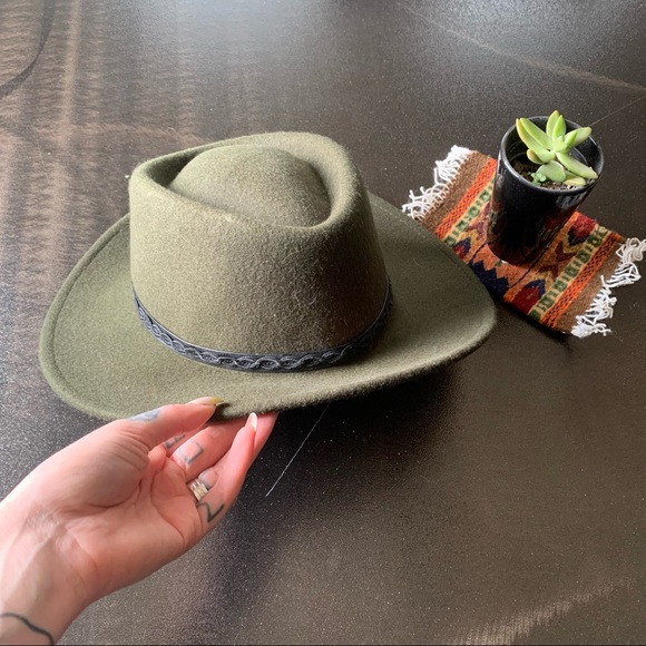 None Accessories - Wide Brim Felt Embossed Faux Leather Band Hat